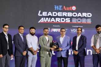 VinFast India representatives receive the EV Manufacturer of the Year award at HT Auto Leaderboard Awards 2026.