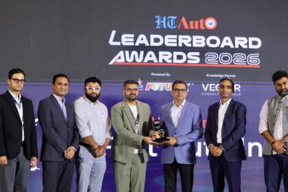 VinFast India representatives receive the EV Manufacturer of the Year award at HT Auto Leaderboard Awards 2026.